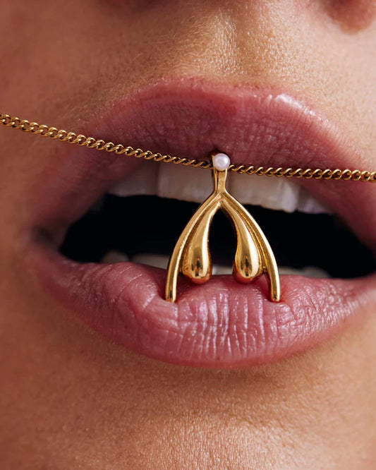 Selfness | ODE to Women Jewelry