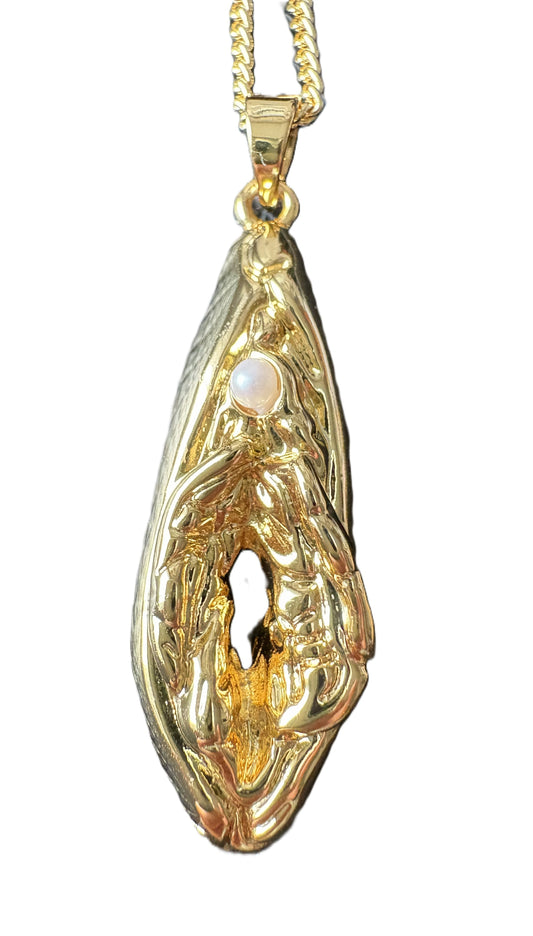 Pussy Pendant GP with Pearl